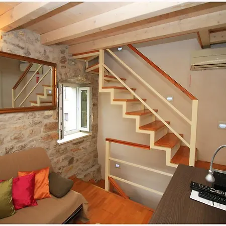Liliput Apartman Kastela